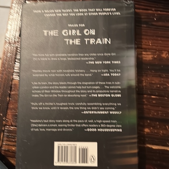 Books - Picture 2 of 3